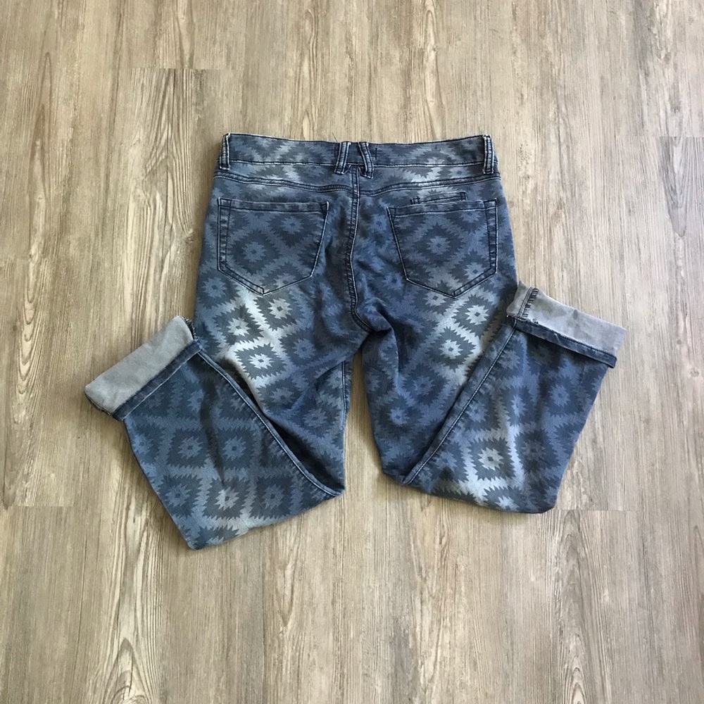 Jean capris - Picture 2 of 2